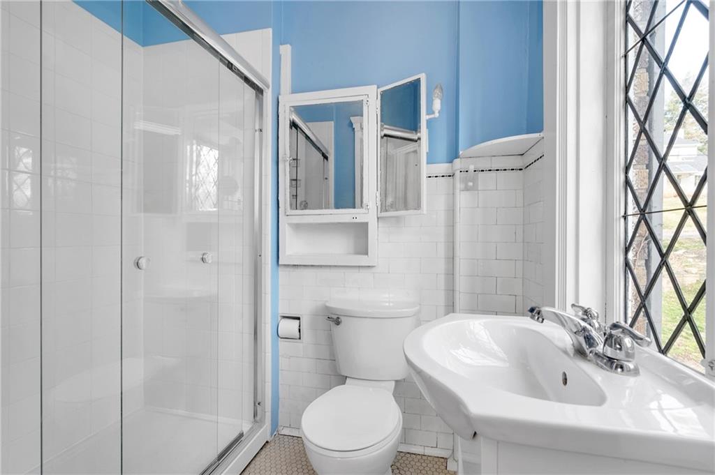 219 East Waldheim Road Pittsburgh, PA 15215 - Photo 19 of 25 Gallery Image 19