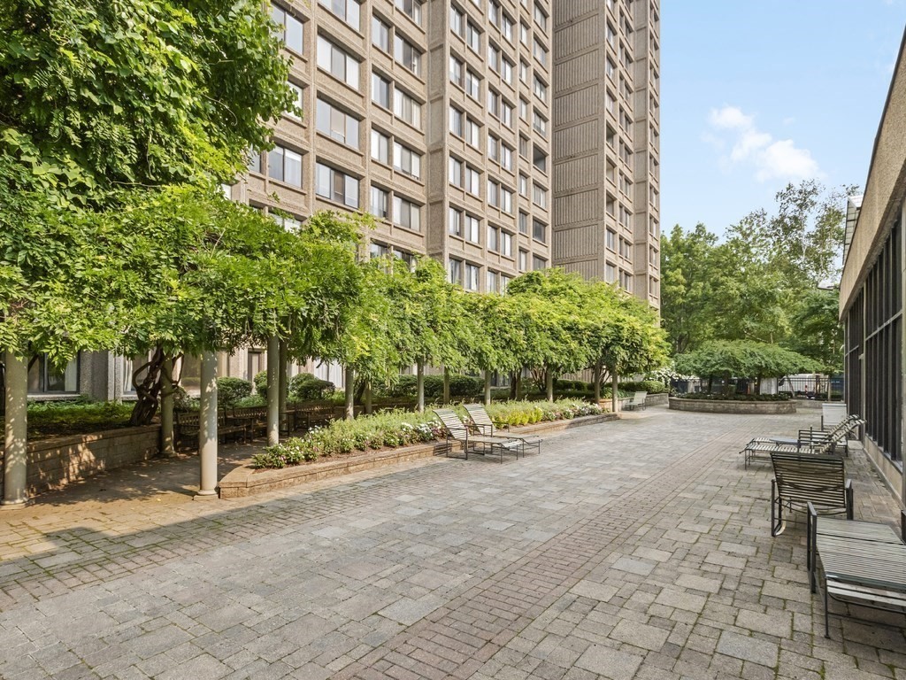 1731 Beacon Street, Unit 202 Brookline, MA 02445 - Photo 15 of 32