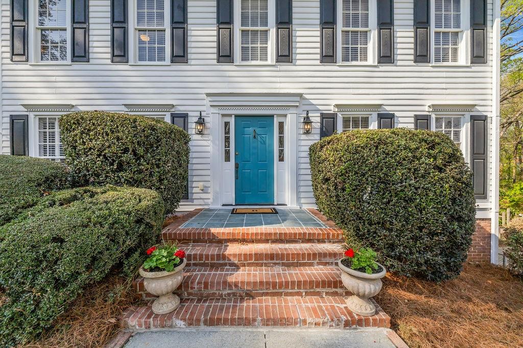 7650 Ryefield Drive Sandy Springs, GA 30350 - Photo 2 of 38 a front view of a house