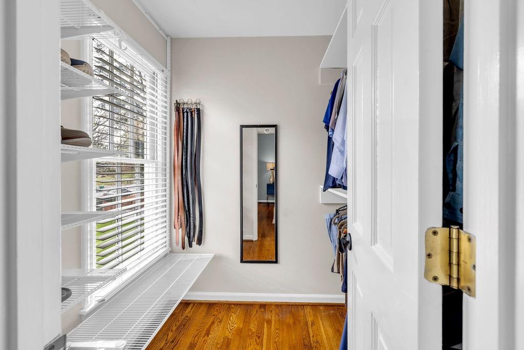 7650 Ryefield Drive Sandy Springs, GA 30350 - Photo 23 of 38 a bathroom with a bathtub and shower