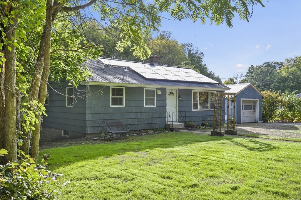 47 Center Road Shirley, MA 01464 - Photo 2 of 30