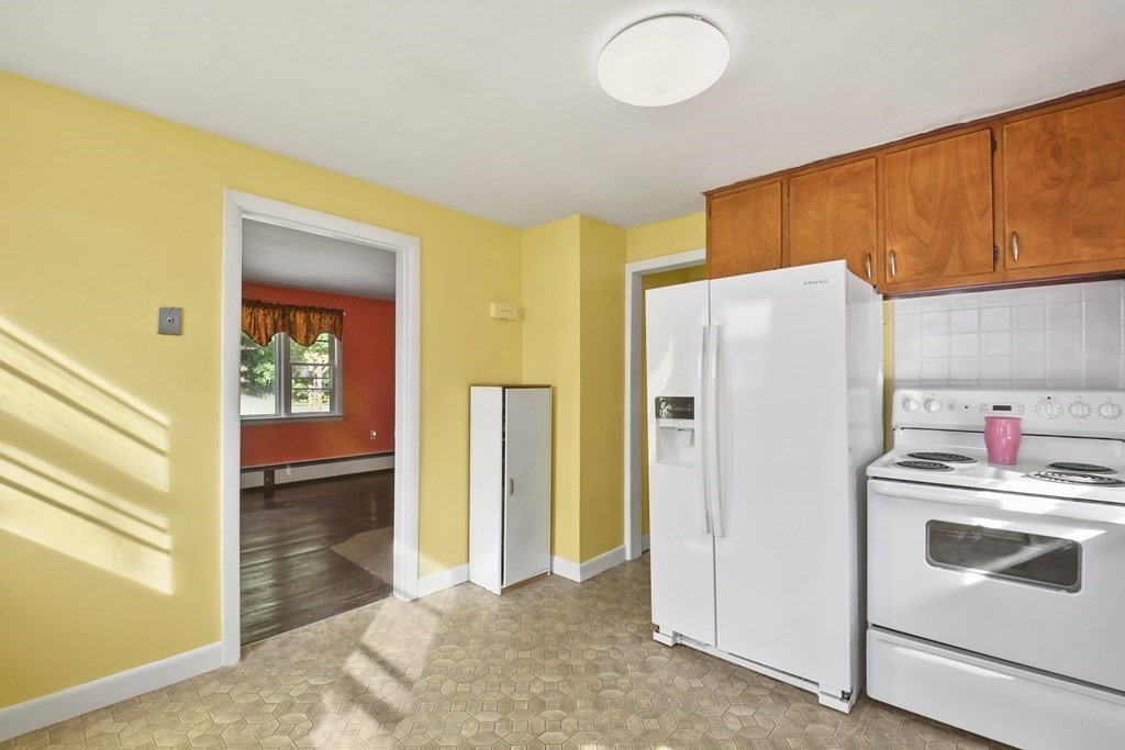 47 Center Road Shirley, MA 01464 - Photo 8 of 30
