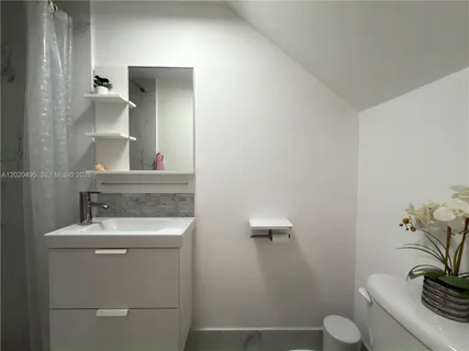 $474,000 | 1001 Three Islands Boulevard, Unit 3331, Hallandale Beach, FL 33009