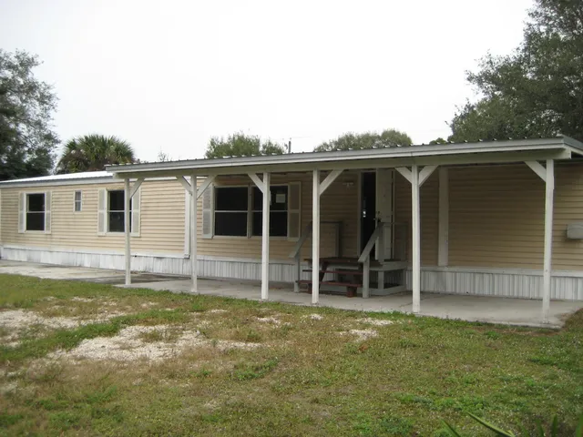 $142,000 | 8613 Southeast 59th Drive, Okeechobee, FL 34974