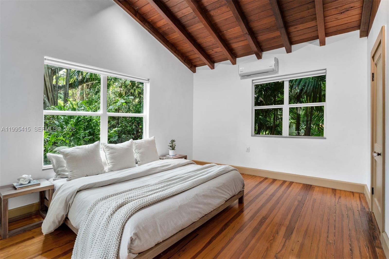 5812 Alton Road Miami Beach, FL 33140 - Photo 20 of 39