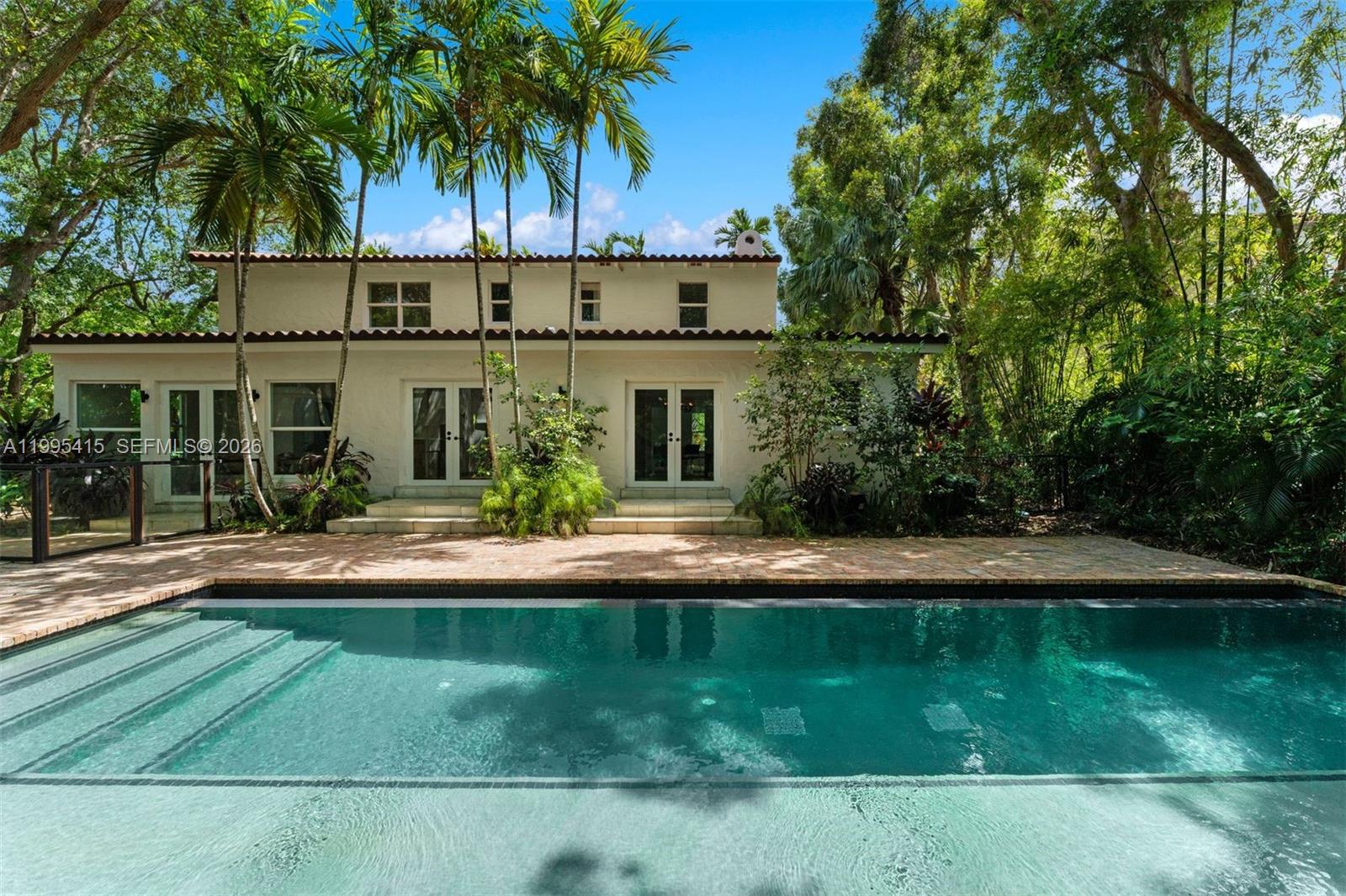 5812 Alton Road Miami Beach, FL 33140 - Photo 28 of 39