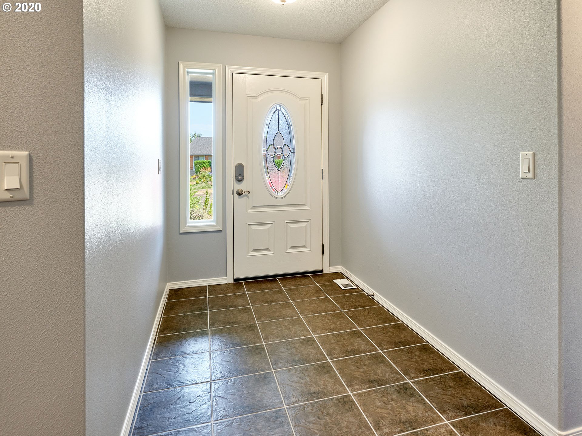 145 Steelhammer Road Silverton, OR 97381 - Photo 3 of 32 Gallery Image 3