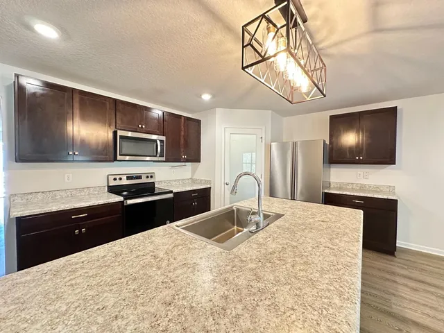 $319,900 | 3521 Sugar Maple Lane, Crestview, FL 32539