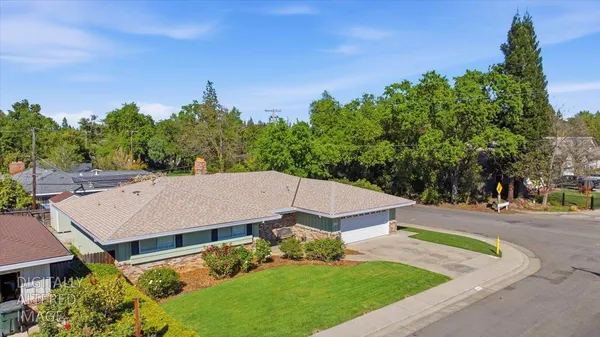 $609,900 | 5637 Kiva Drive, Carmichael, CA 95608