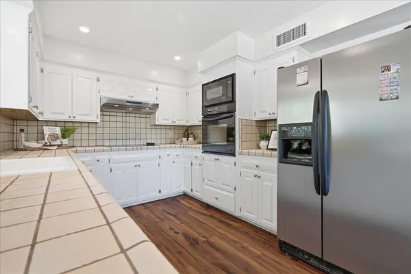 $609,900 | 5637 Kiva Drive, Carmichael, CA 95608