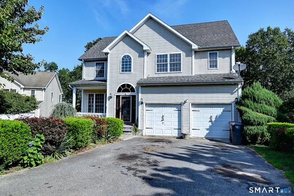 $469,900 | 190 Auburn Street, Naugatuck, CT 06770