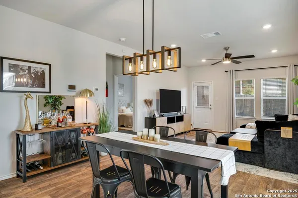 $1,950 | 6424 Embankment Road, San Antonio, TX 78252