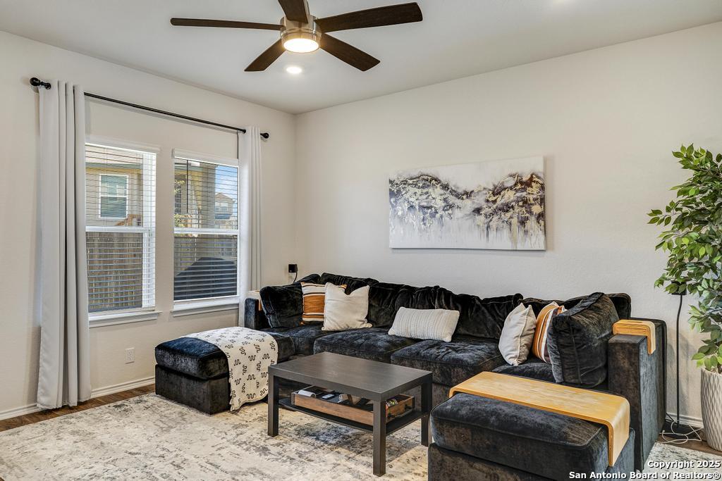 6424 Embankment Road San Antonio, TX 78252 - Photo 14 of 43