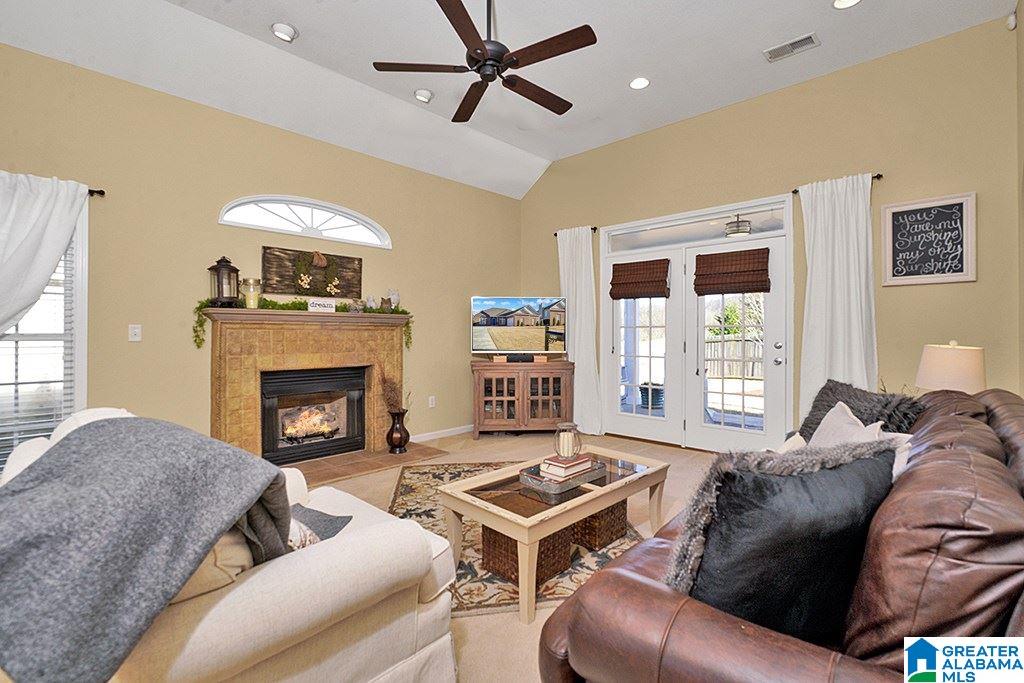 207 Heather Ridge Circle Pelham, AL 35124 - Photo 8 of 28