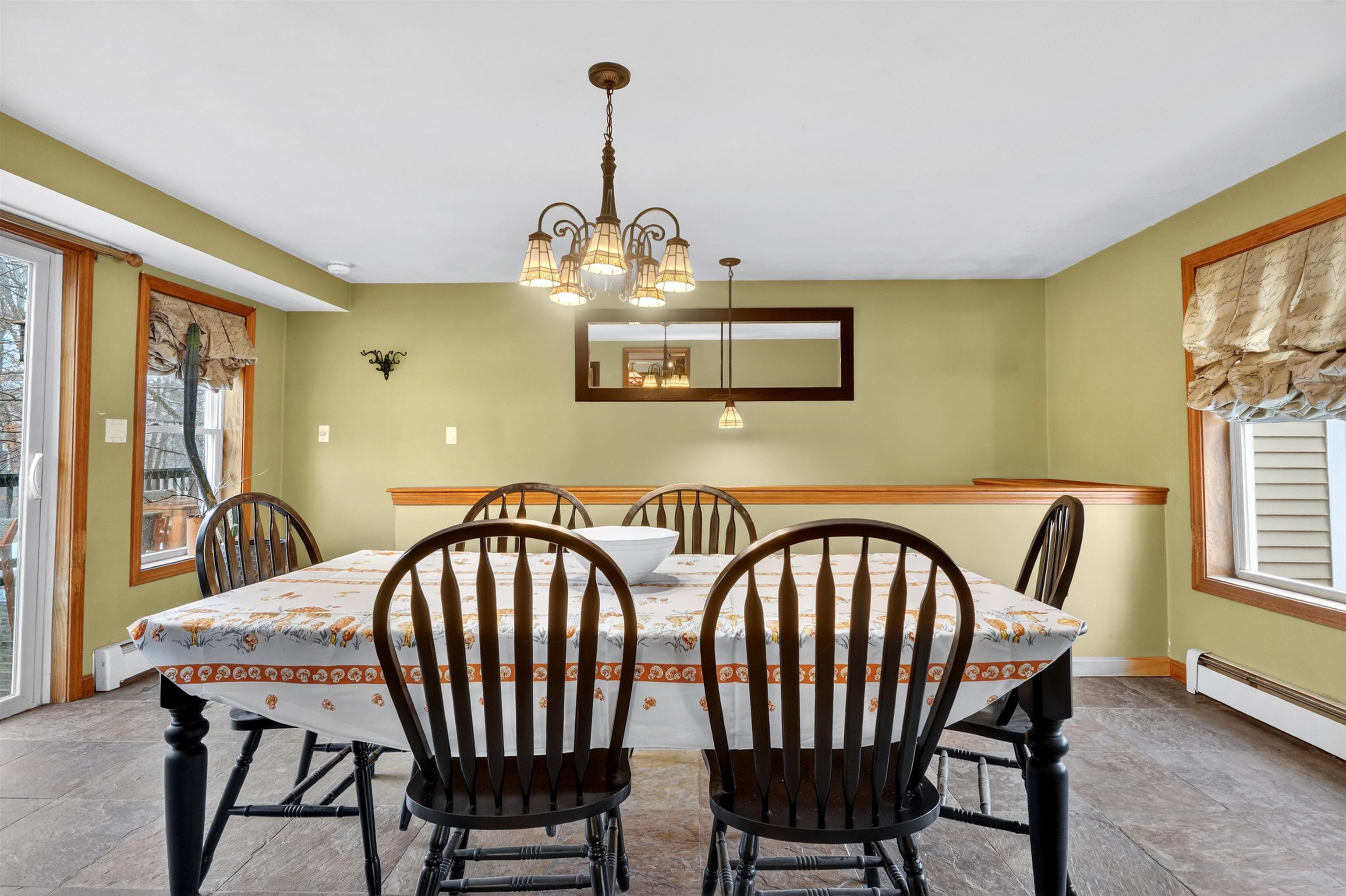 6 Homestead Drive Derry, NH 03038 - Photo 11 of 51