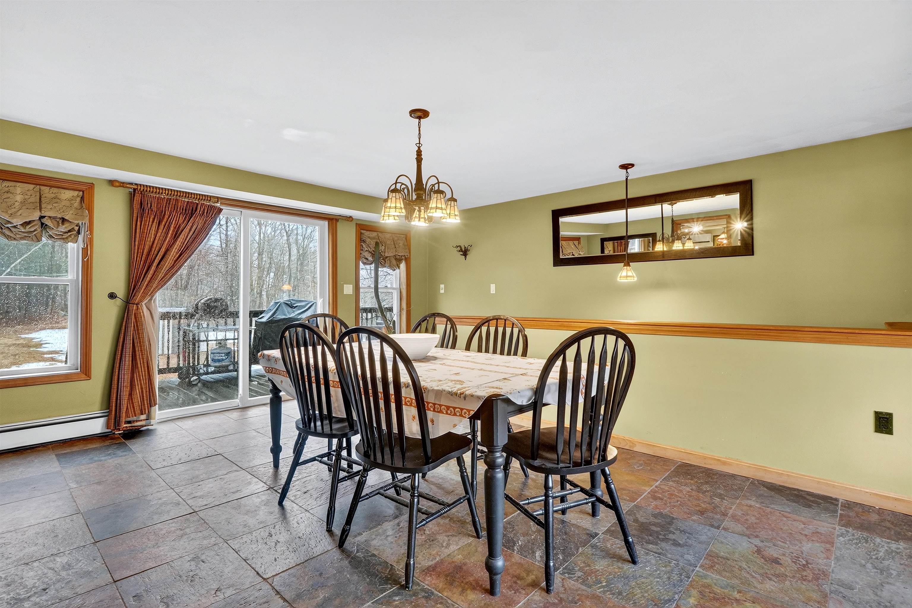 6 Homestead Drive Derry, NH 03038 - Photo 12 of 51