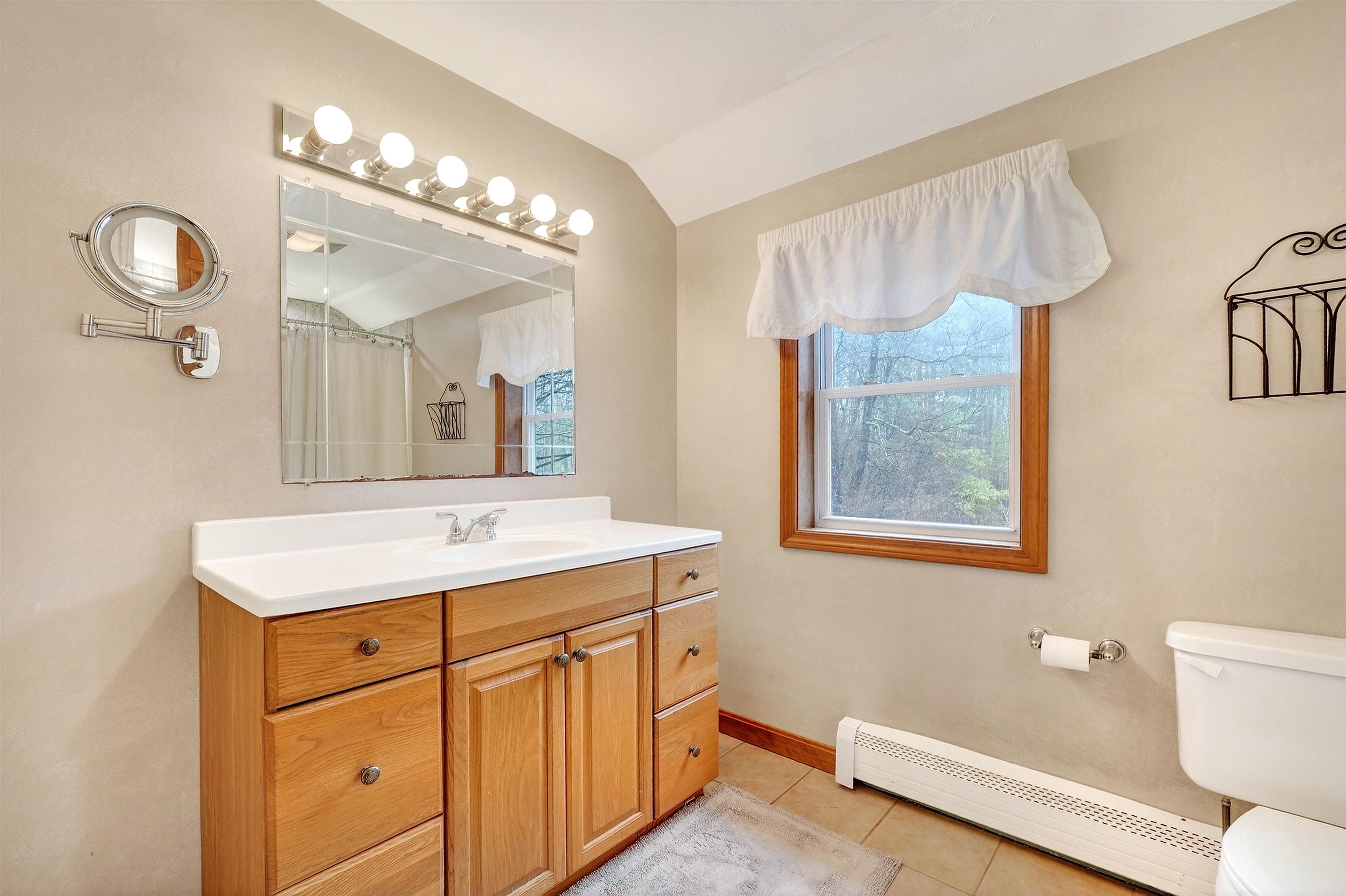 6 Homestead Drive Derry, NH 03038 - Photo 22 of 51