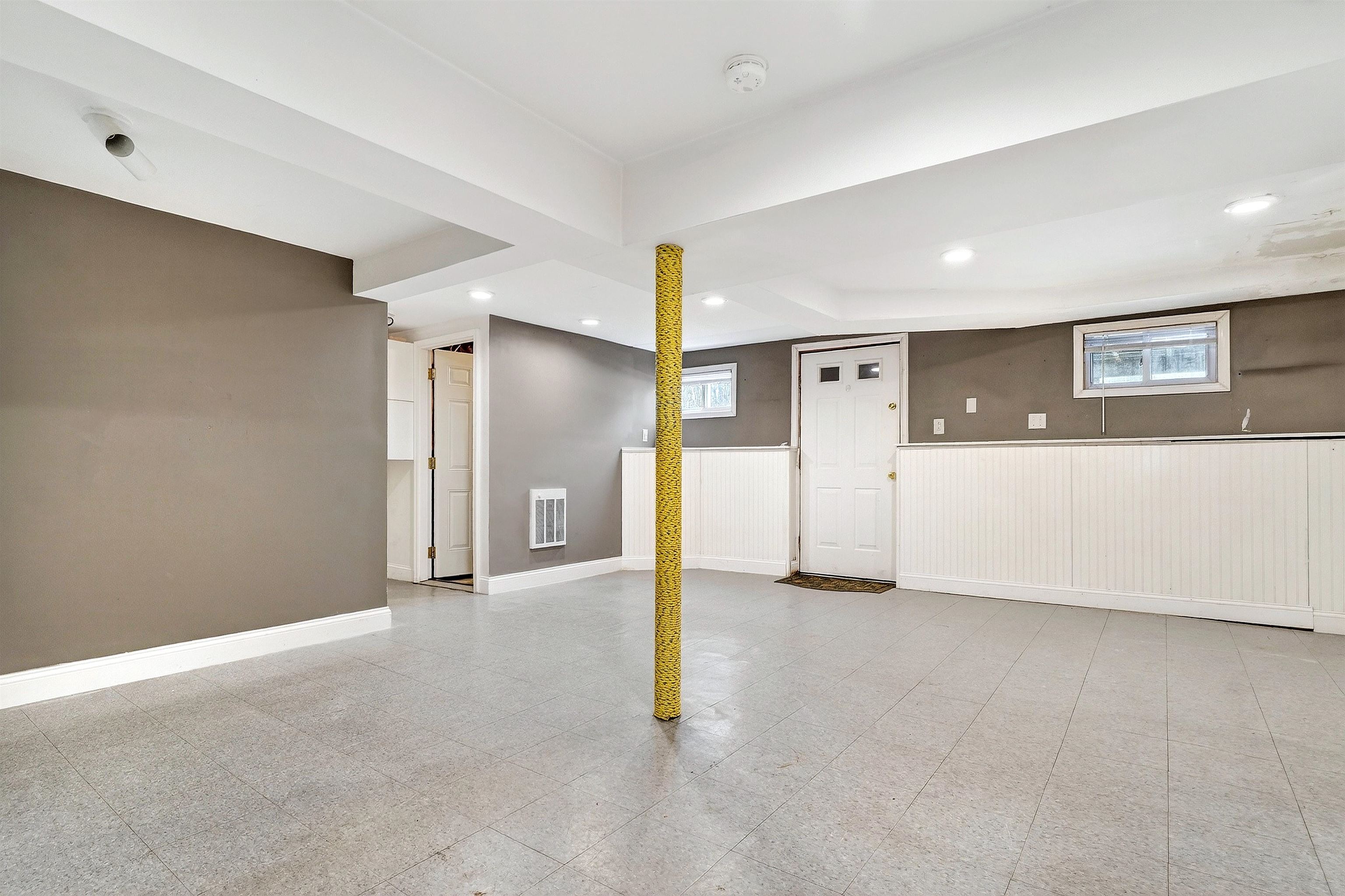 6 Homestead Drive Derry, NH 03038 - Photo 35 of 51