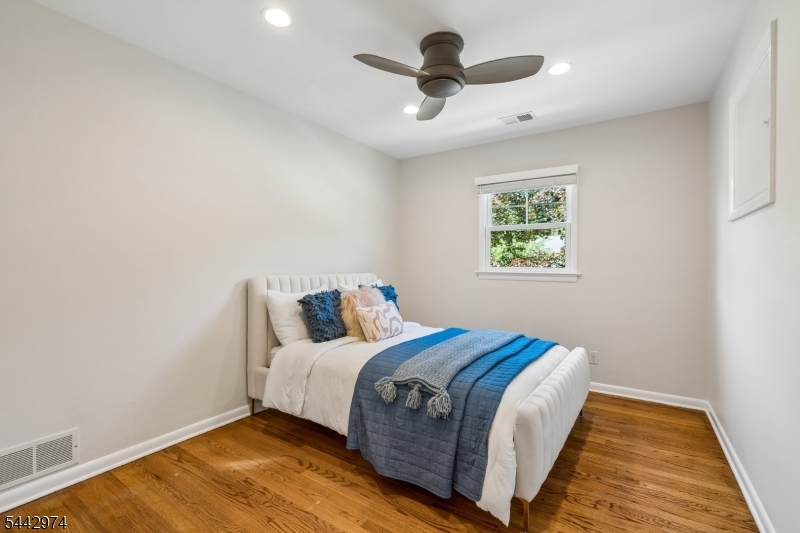 5 Raymond Street Chatham, NJ 07928 - Photo 18 of 32