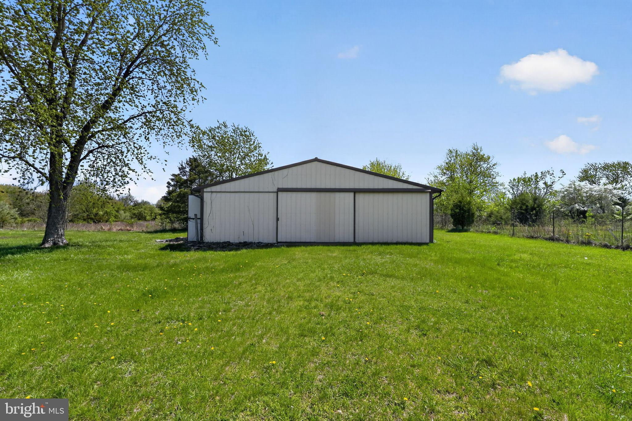 26 Sunset Road Royersford, PA 19468 - Photo 27 of 30 a house view with a garden space