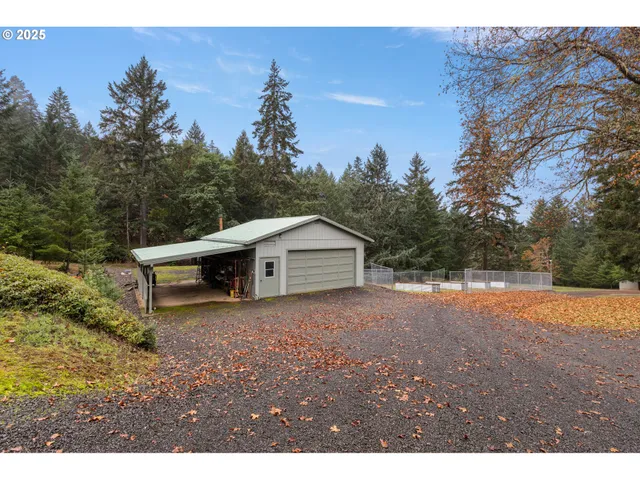 $1,150,000 | 894 Colwell Hill Lane, Roseburg, OR 97471