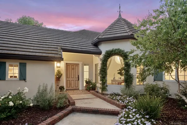 $2,350,000 | 5 Country Glen Road, Fallbrook, CA 92028