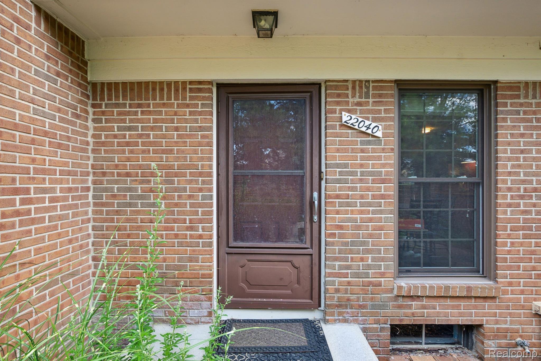 22040 Edgewater Novi, MI 48375 - Photo 10 of 44 Gallery Image 10