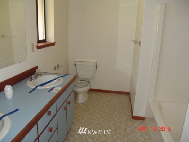 6030 Cape George Road Port Townsend, WA 98368 - Photo 7 of 19 Gallery Image 7