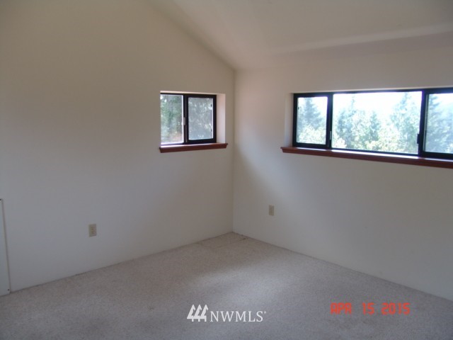 6030 Cape George Road Port Townsend, WA 98368 - Photo 10 of 19 Gallery Image 10