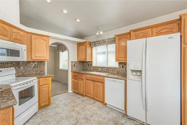 $220,000 | 27600 Atlantic Avenue, Unit 431, Highland, CA 92346