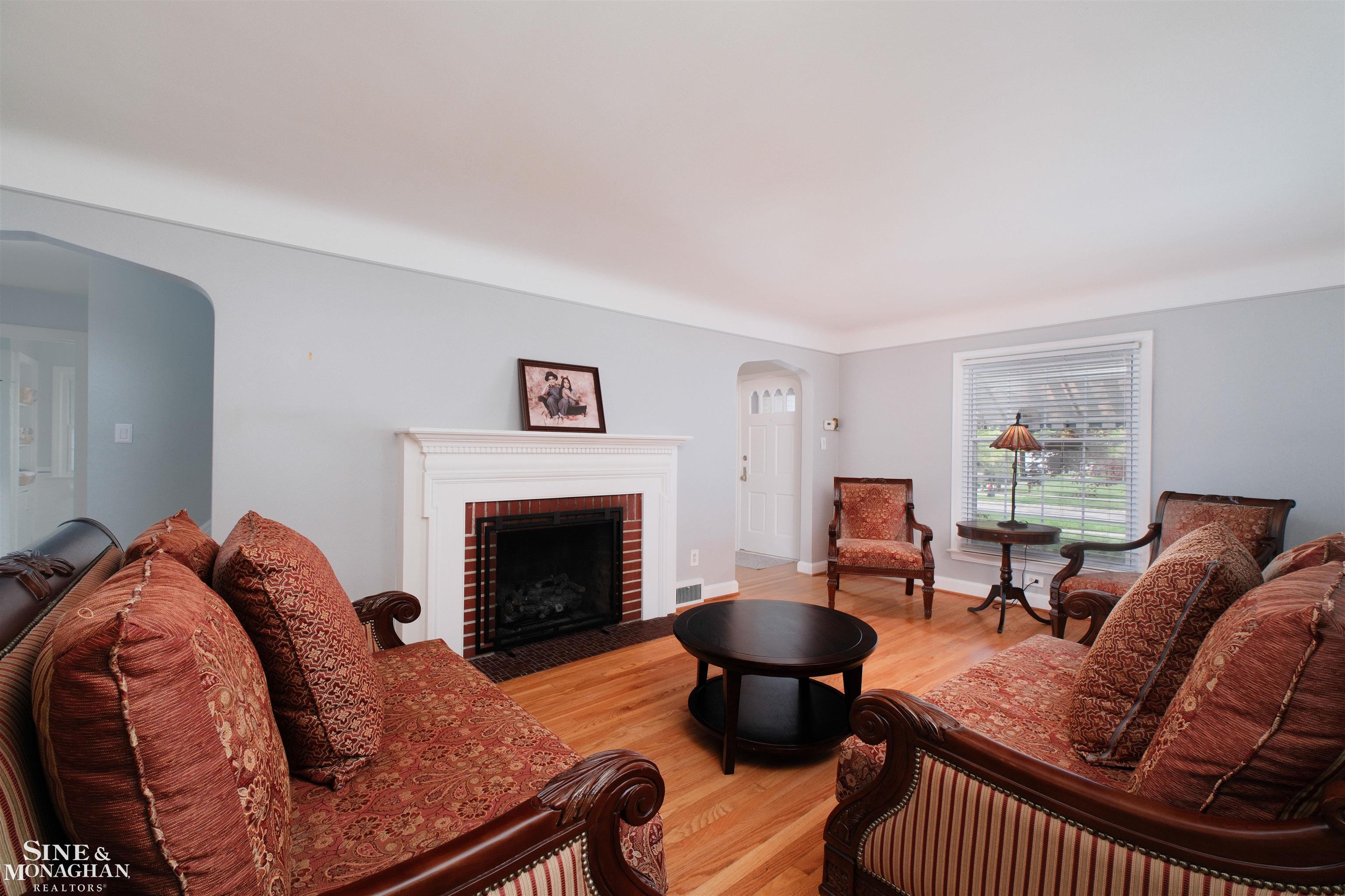 901 Lincoln Road Grosse Pointe, MI 48230 - Photo 10 of 56