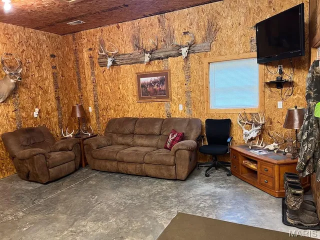 $795,000 | 2160 County Road Y, Harrisburg, MO 65256