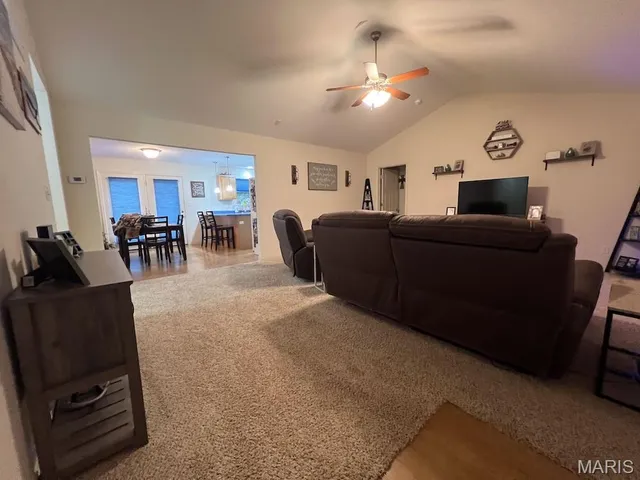 $795,000 | 2160 County Road Y, Harrisburg, MO 65256