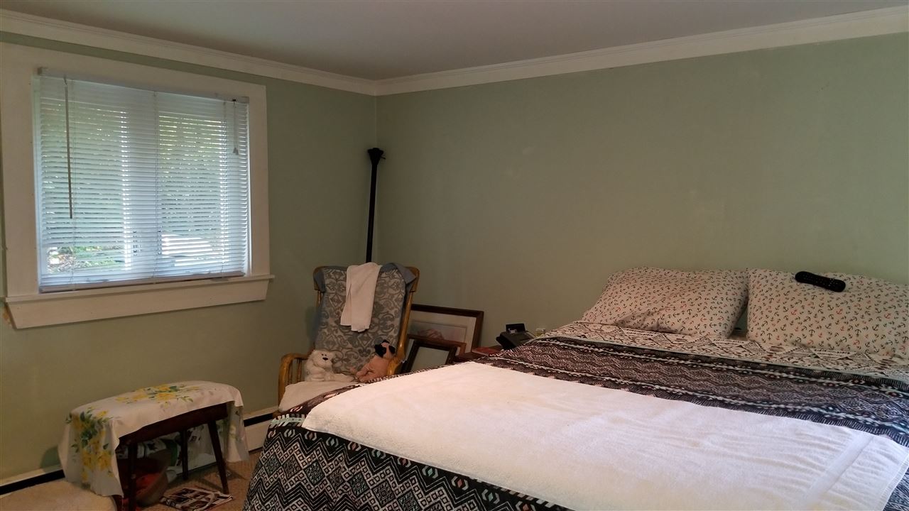 160-162 Deerfield Road Candia, NH 03034 - Photo 11 of 24