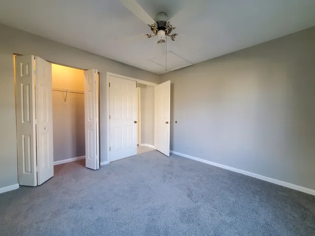 $2,450 | 325 Satinwood Court South, Buffalo Grove, IL 60089