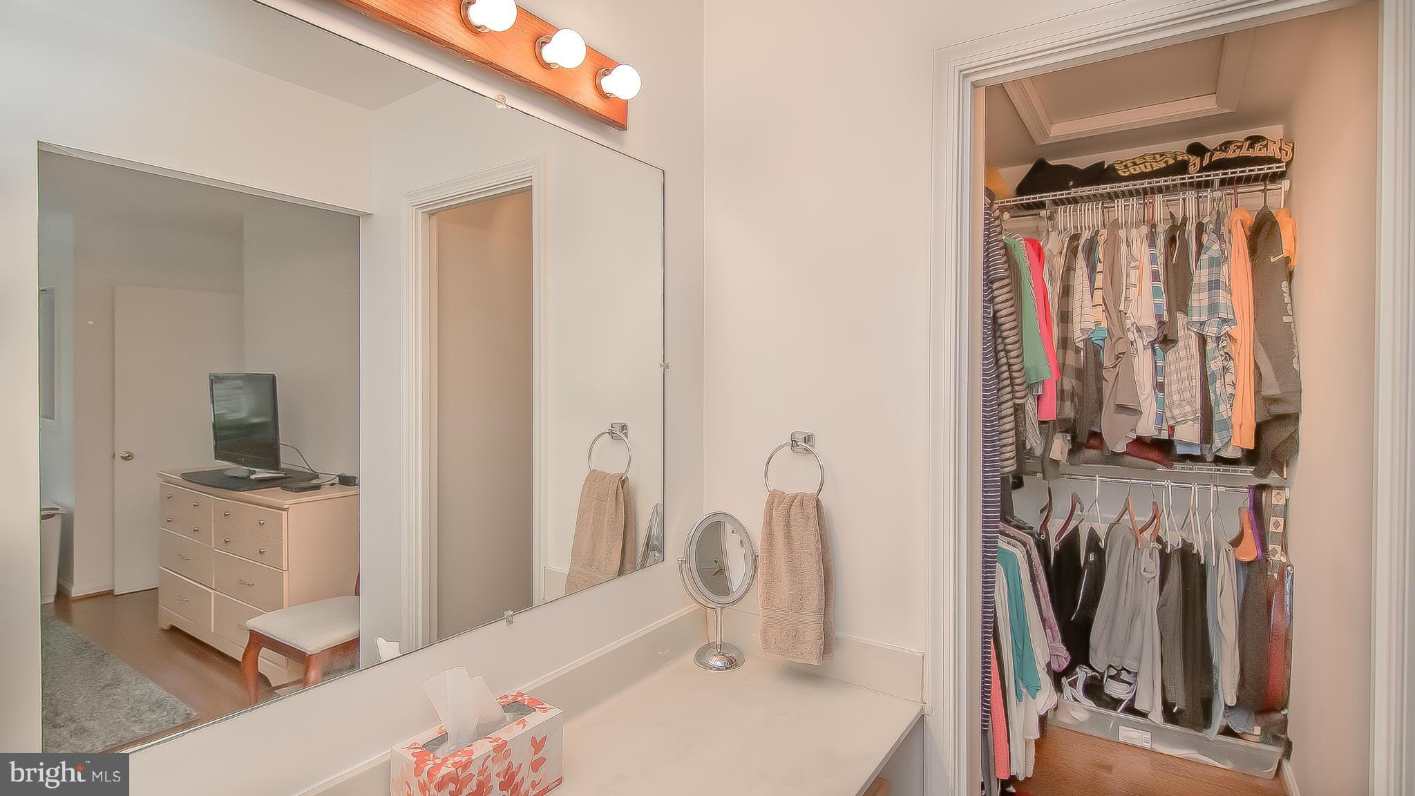 11991 Sentinel Point Court Reston, VA 20191 - Photo 12 of 27 Bath (Master)