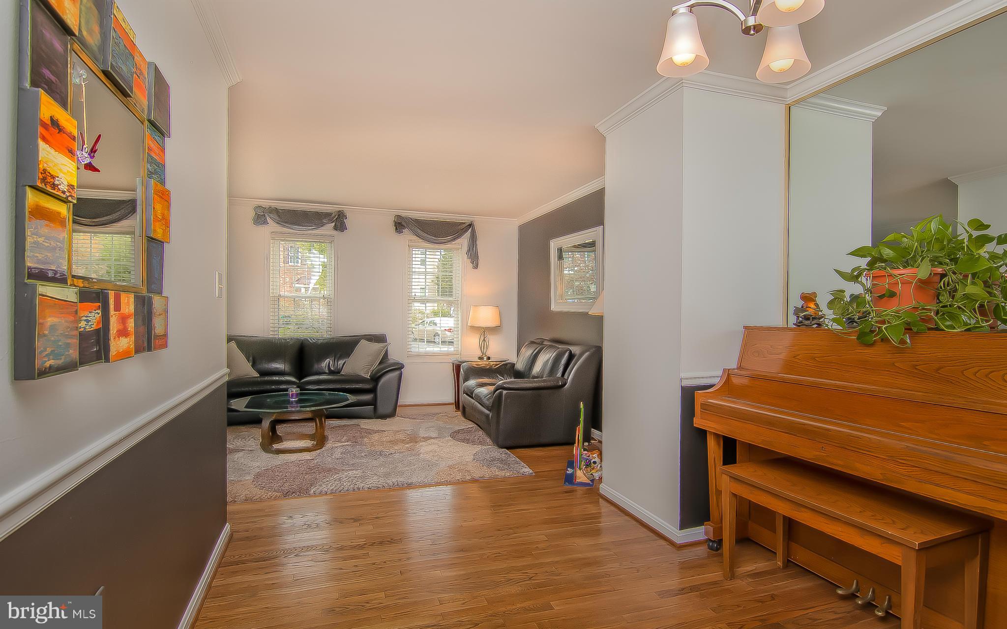 11991 Sentinel Point Court Reston, VA 20191 - Photo 6 of 27 Dining Room