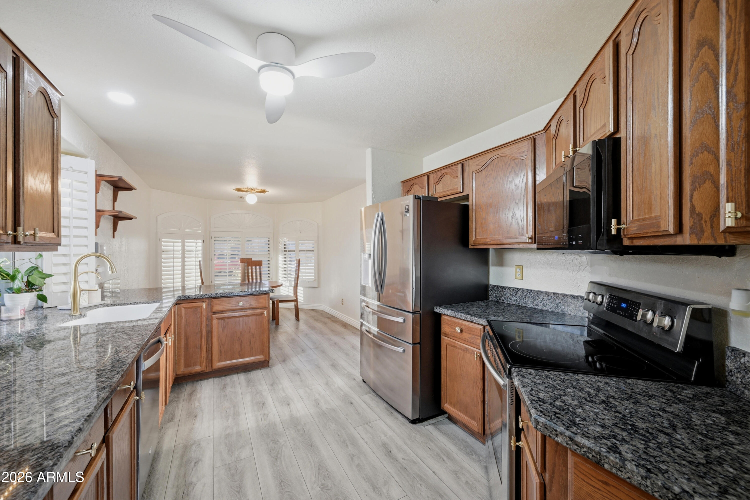 4605 East Jaeger Road Phoenix, AZ 85050 - Photo 6 of 35 18_jaeger_014