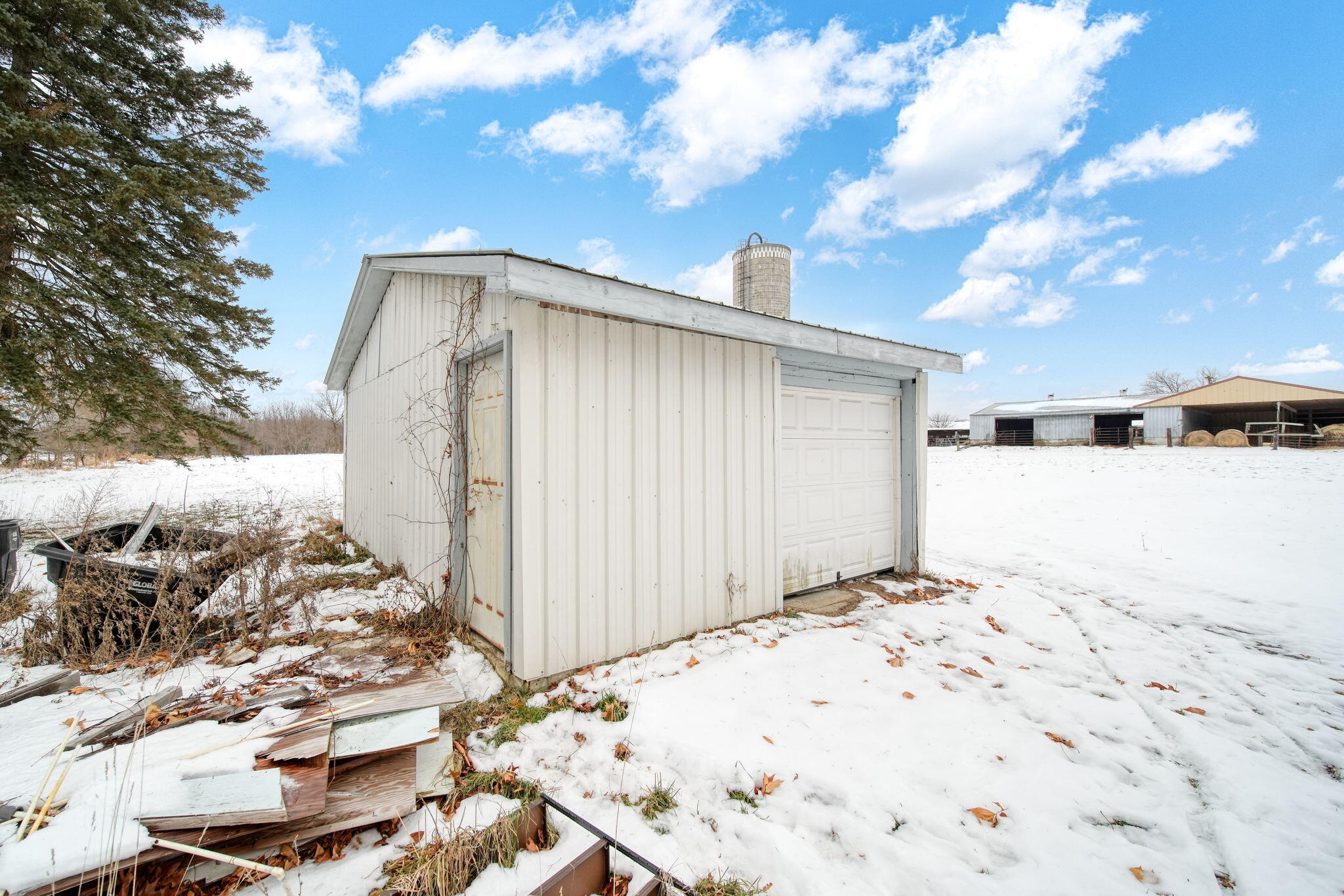 7640 Clark Lake Road Clarklake, MI 49234 - Photo 6 of 15 5