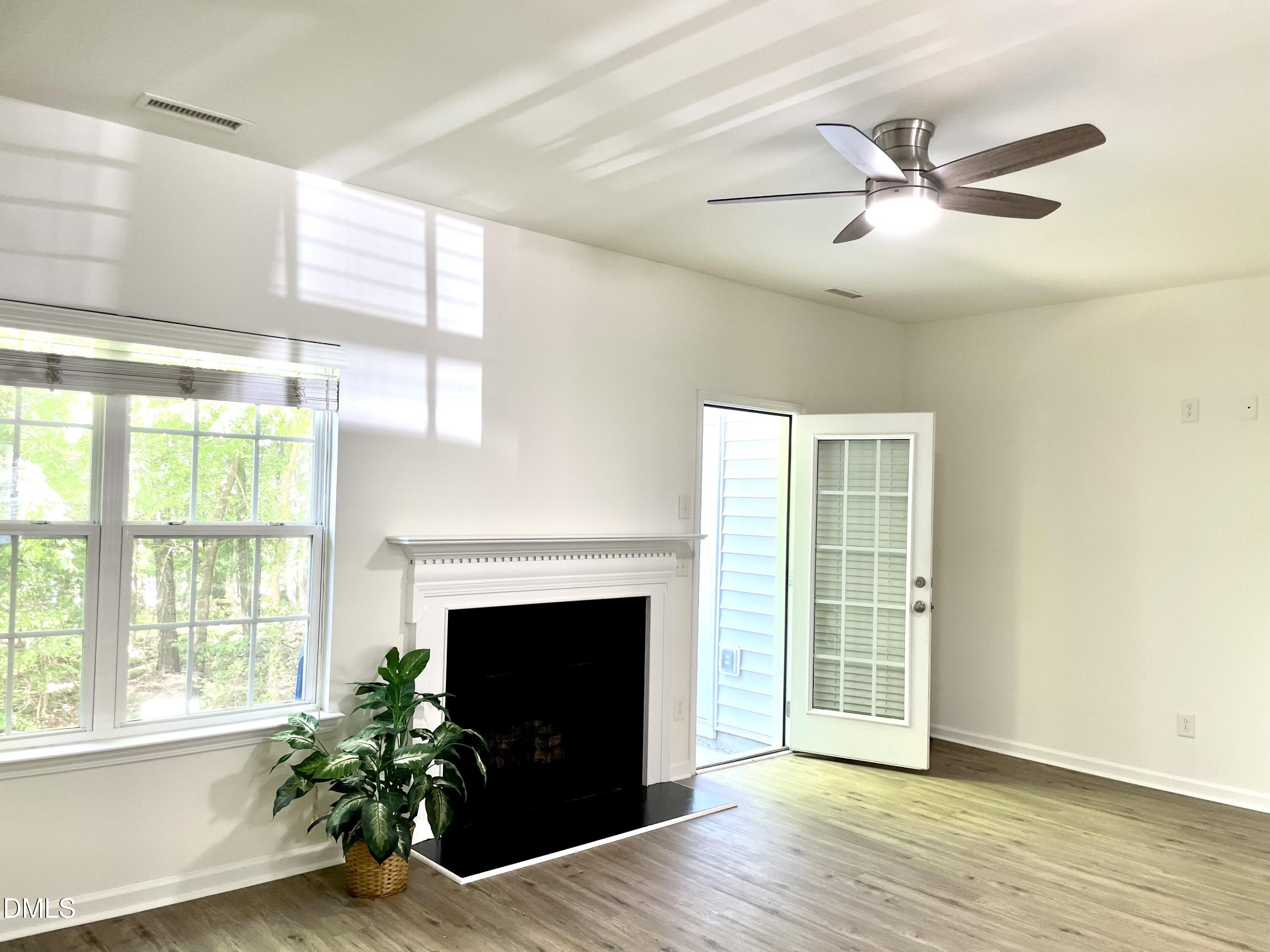 3525 Londonville Lane Raleigh, NC 27604 - Photo 11 of 29 IMG_5128