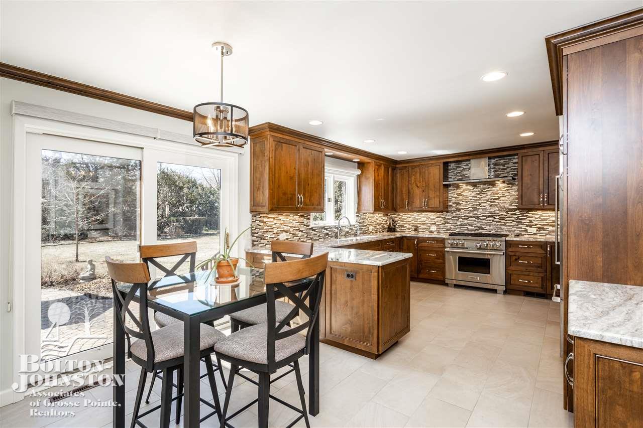 53 Stonehurst Road Grosse Pointe Shores, MI 48236 - Photo 23 of 71