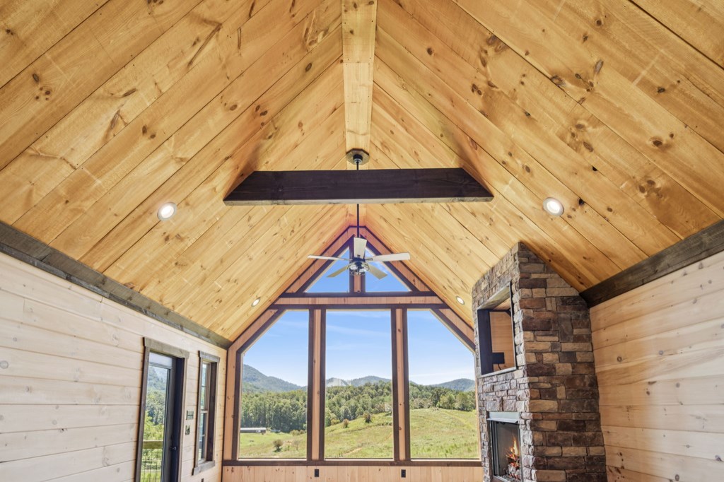 335 Mountain Road Morganton, GA 30560 - Photo 12 of 37