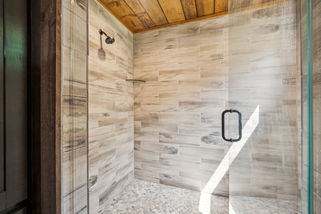 335 Mountain Road Morganton, GA 30560 - Photo 18 of 37