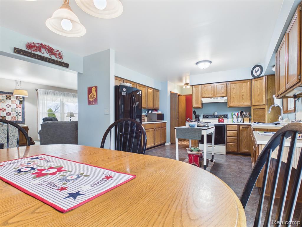 6882 Jones Road North Branch, MI 48461 - Photo 19 of 64