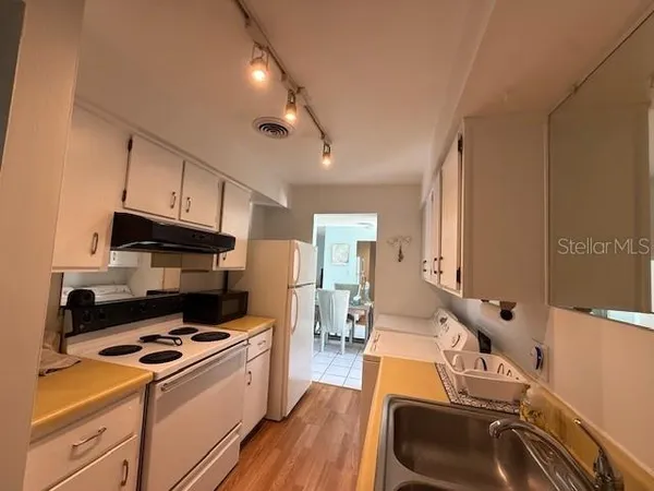 $1,650 | 501 East Bay Drive, Unit 104, Largo, FL 33770