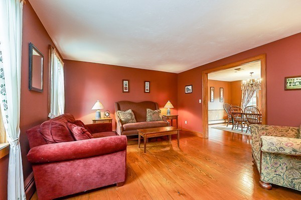 87 Jefferson Road Franklin, MA 02038 - Photo 9 of 30 Gallery Image 9