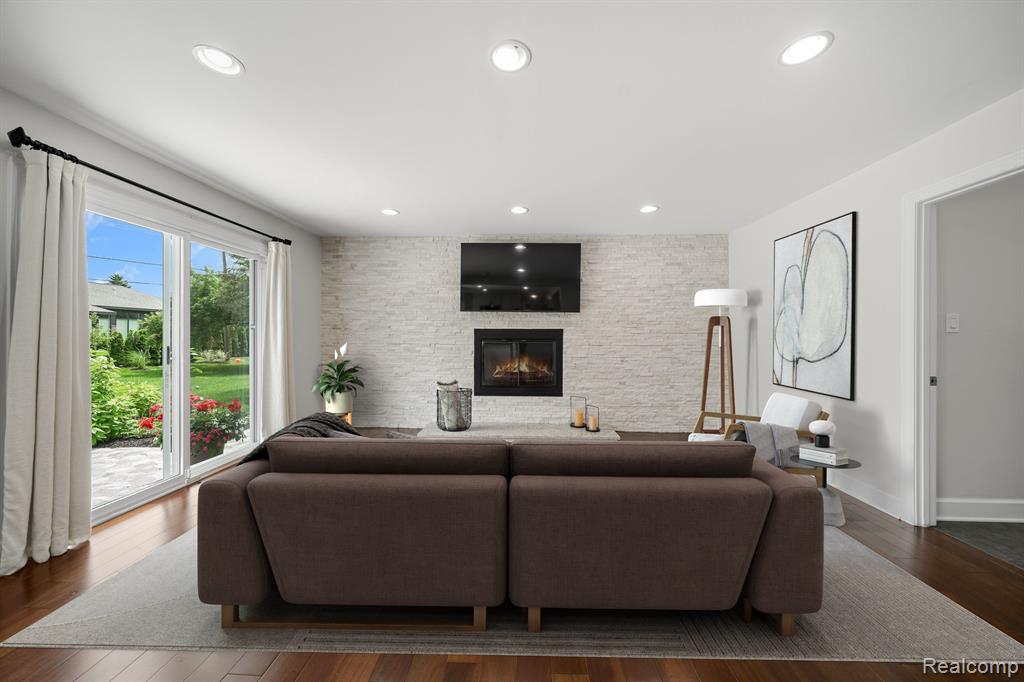 6895 Halyard Road Bloomfield Hills, MI 48301 - Photo 20 of 44