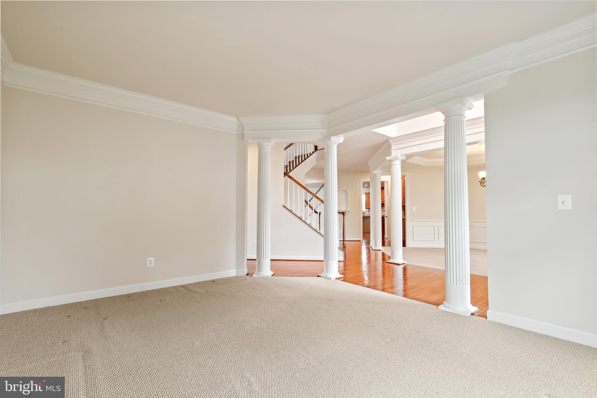 44405 Stone Roses Circle Ashburn, VA 20147 - Photo 15 of 75