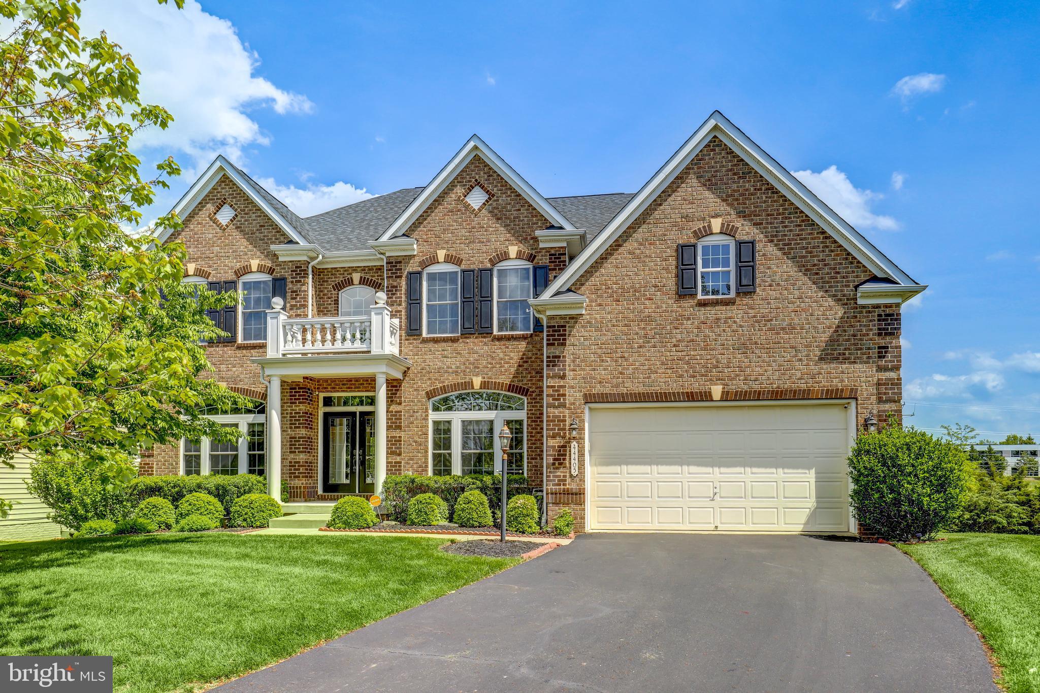 44405 Stone Roses Circle Ashburn, VA 20147 - Photo 2 of 75