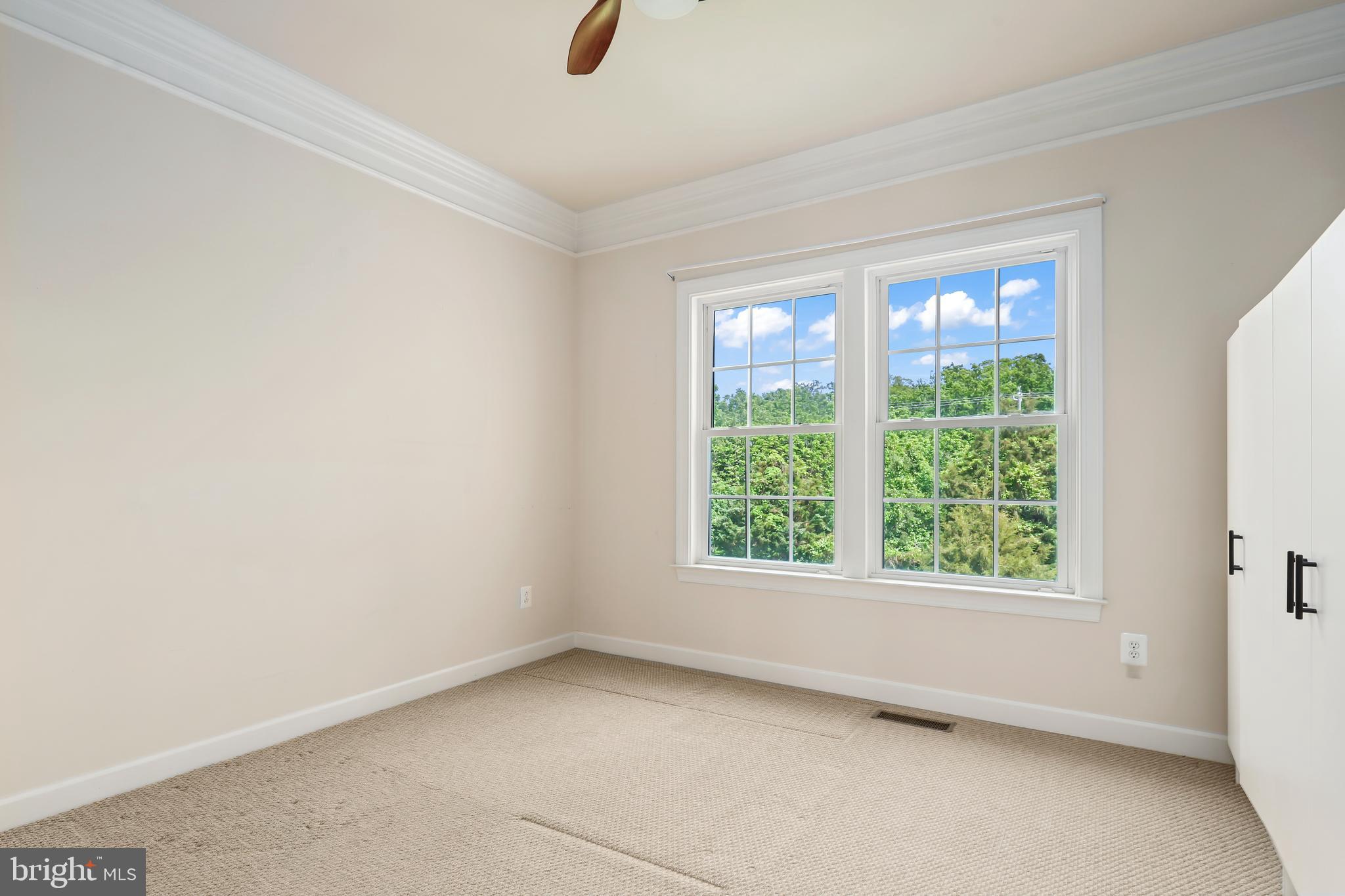 44405 Stone Roses Circle Ashburn, VA 20147 - Photo 22 of 75